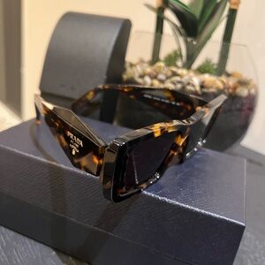NWT Prada Sunglasses Tortoise